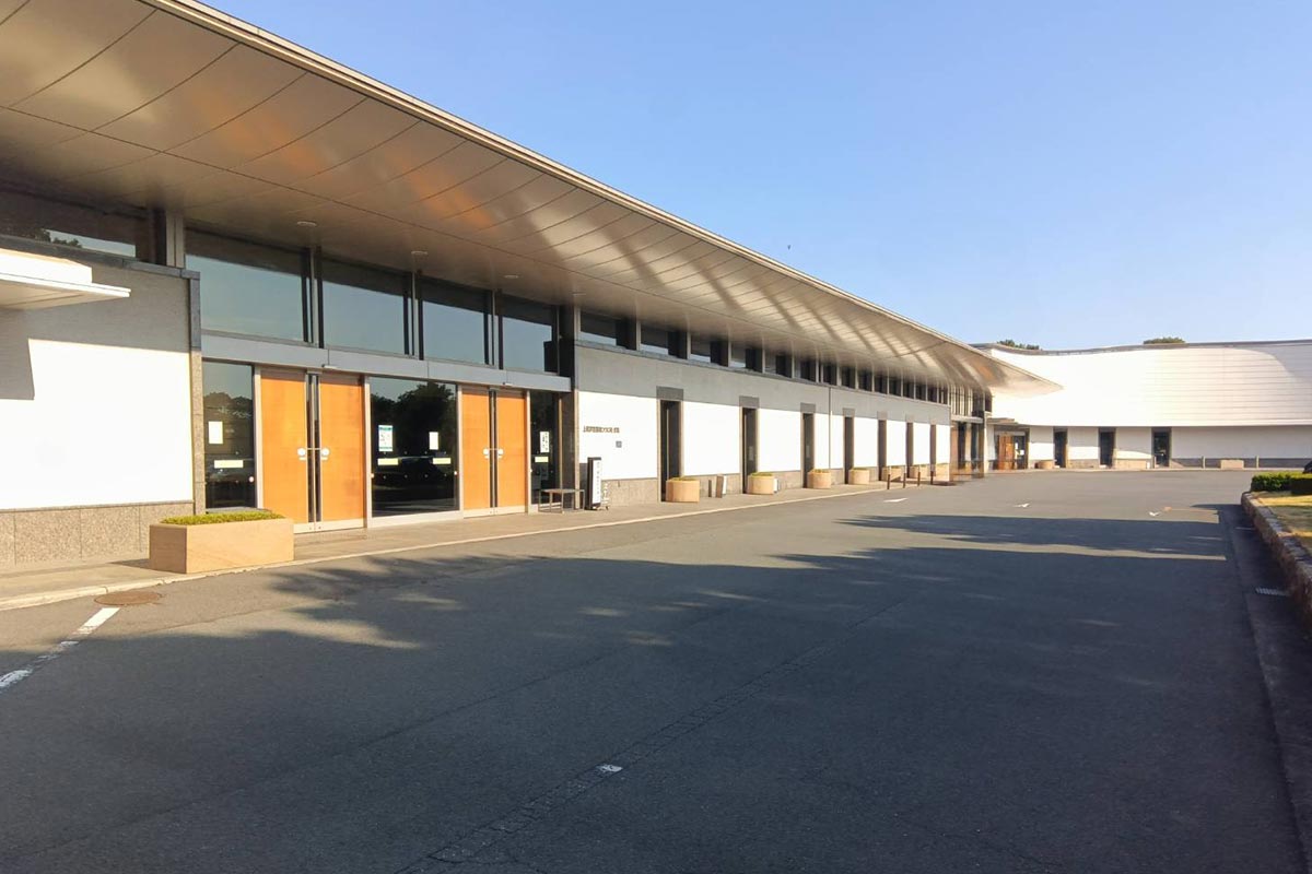 上尾伊奈斎場つつじ苑の外観