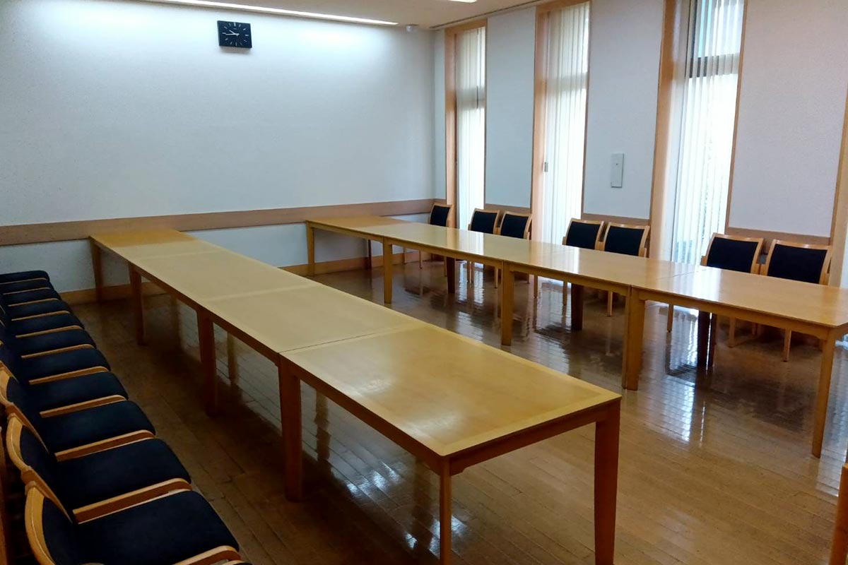 上尾伊奈斎場つつじ苑の式場控室